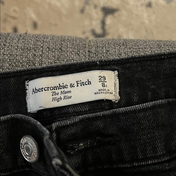 Abercrombie & Fitch Black High Rise Jeans - Picture 2 of 4
